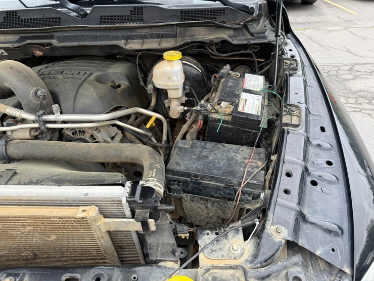 2019-dodge-1500-image-30