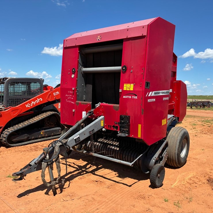 2014 MASSEY-FERGUSON 2946
