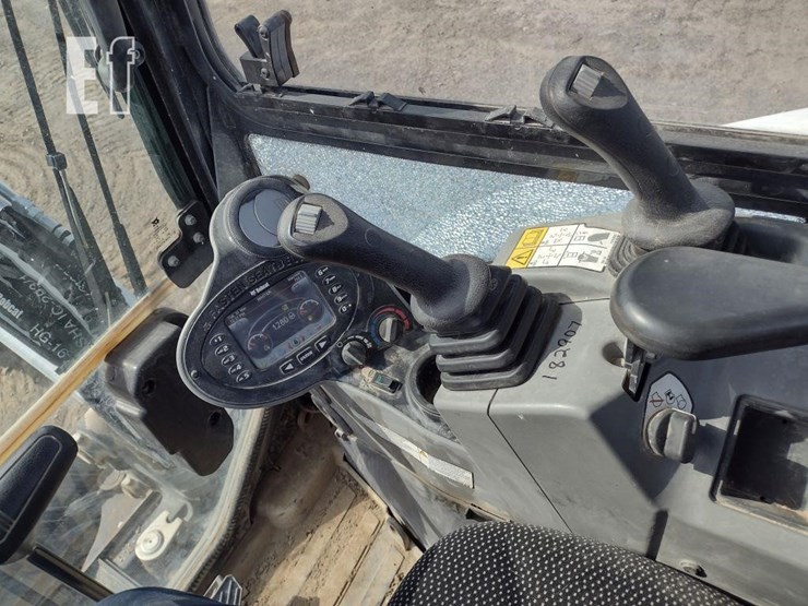 2021-bobcat-e35i-image-7