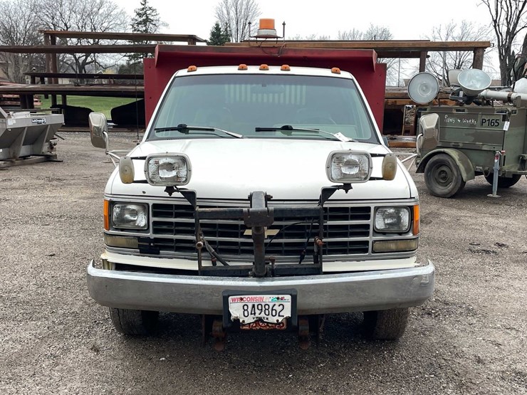 1993-chevrolet-3500-image-2
