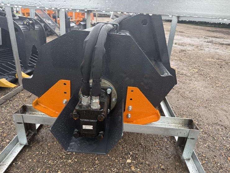 #74-•-66"-skid-steer-rotary-tiller---srt-12-66w-image-4