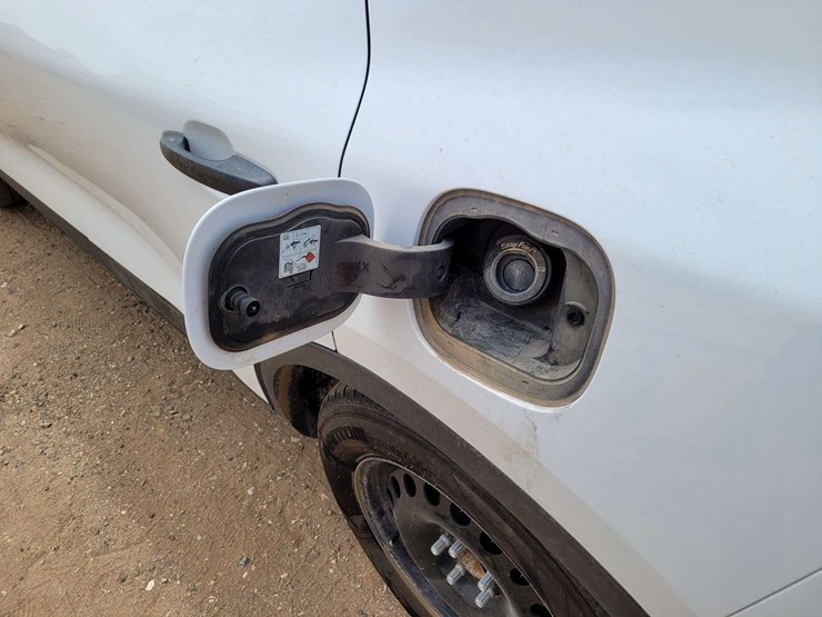 2021-ford-escape-image-8
