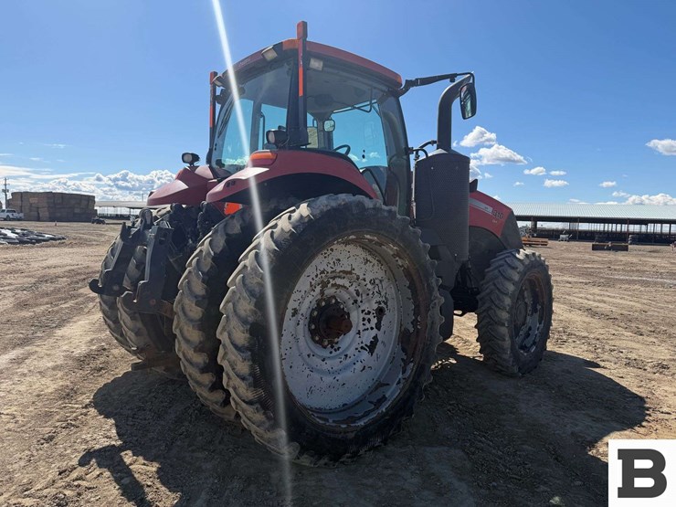 2015-case-ih-magnum-310-image-8