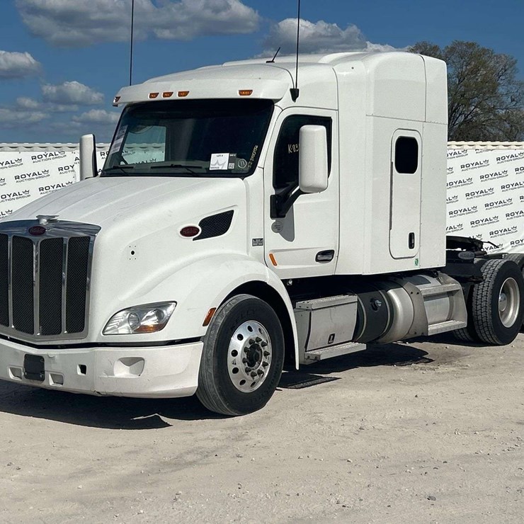 2019 PETERBILT 579