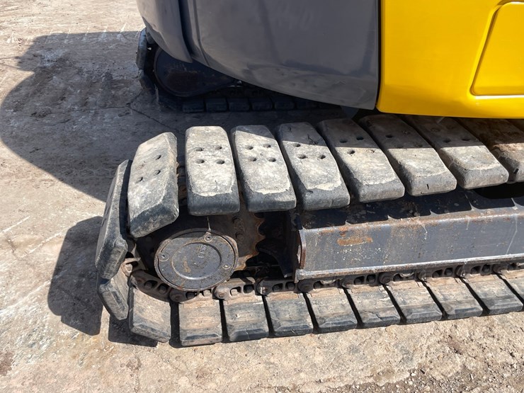 2014-komatsu-pc78-image-16