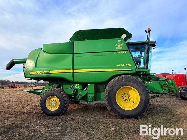 2008-john-deere-9770-sts-image-4