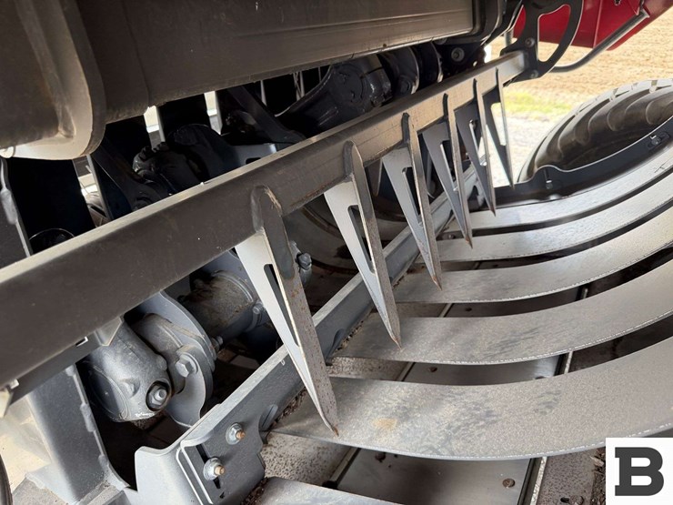 2022-massey-ferguson-2270-image-28