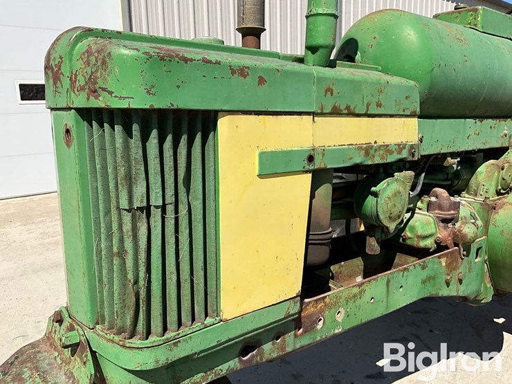 1958-john-deere-520-image-16