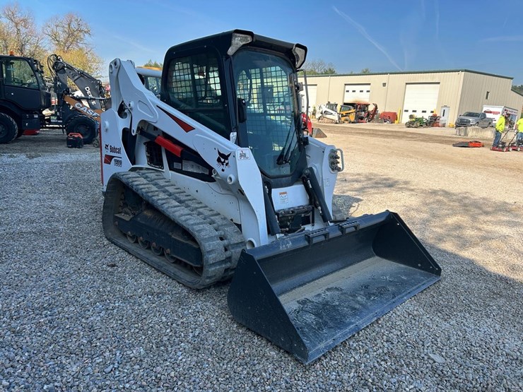 2017-bobcat-t590-image-6