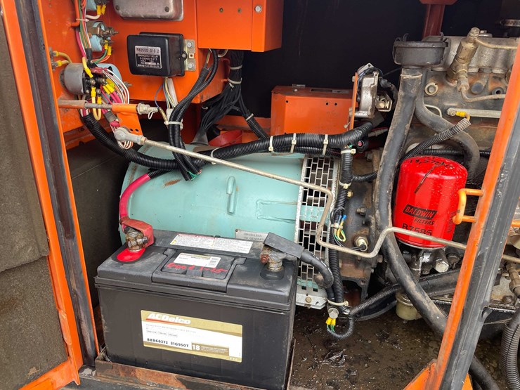#4091-•-mq-power-whisper-watt-25-generator-image-44