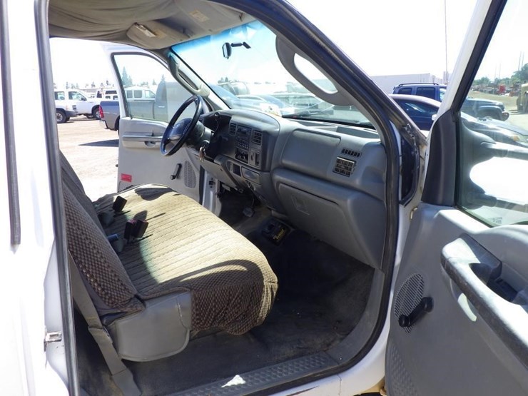 2004-ford-f350-image-6