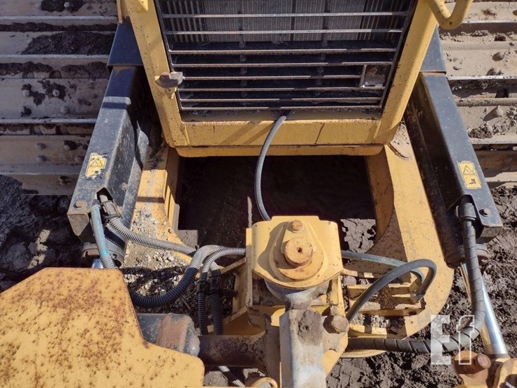2017-caterpillar-d6n-xl-image-19