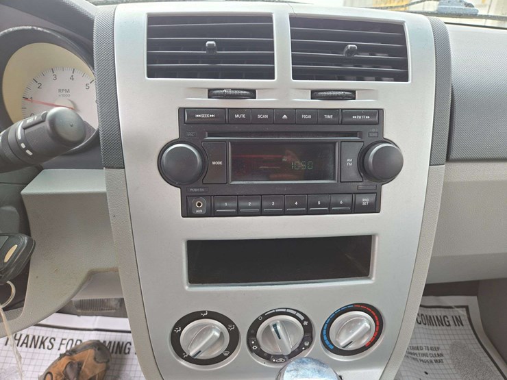 2007-dodge-caliber-sxt-image-10