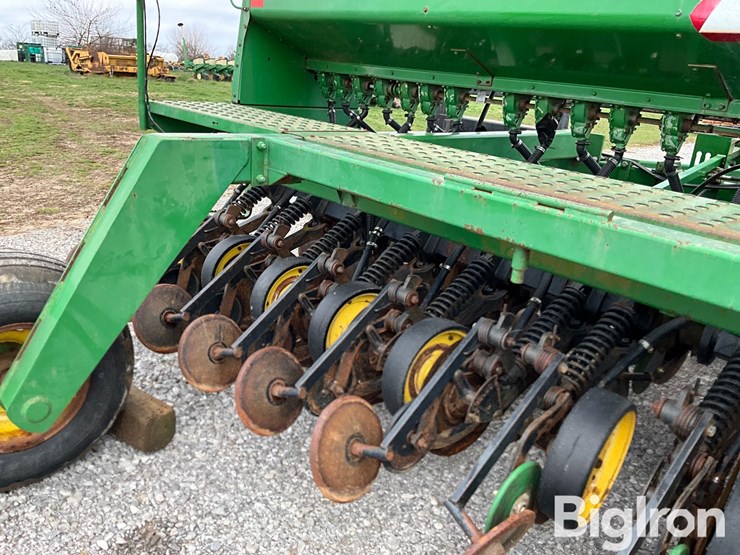 john-deere-750-image-15