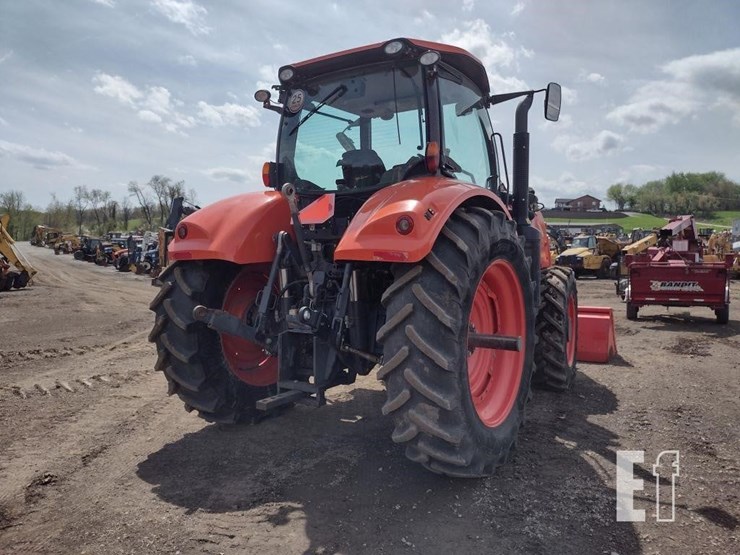 2021-kubota-m7-132-image-35