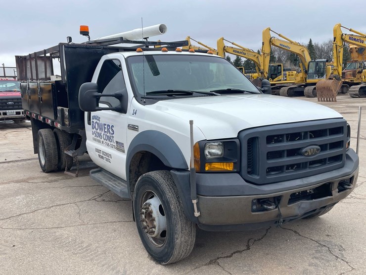 2006-ford-f450-xl-image-3