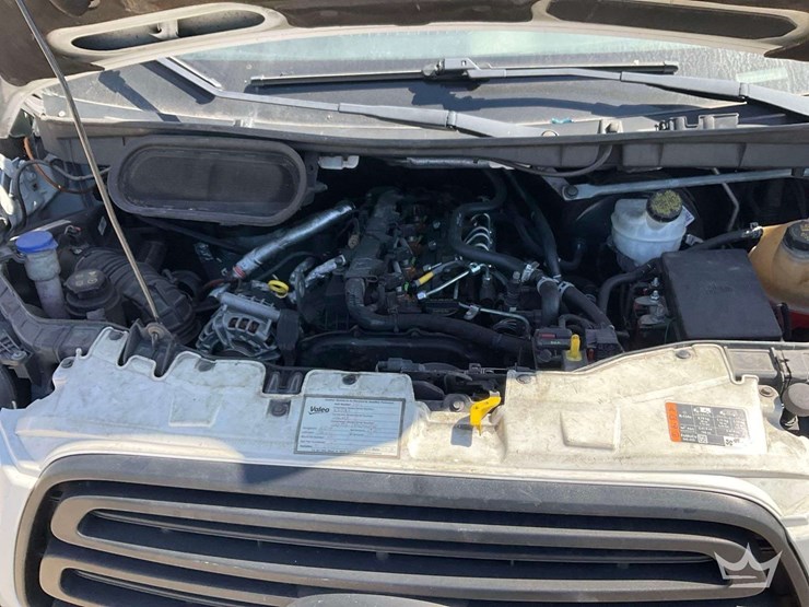 2019-ford-transit-image-7