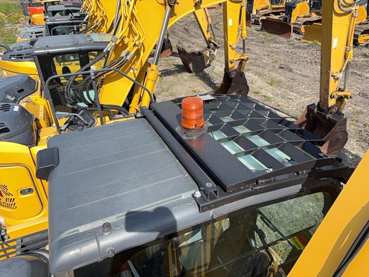 2023-kobelco-sk140sr-lc-7-image-31