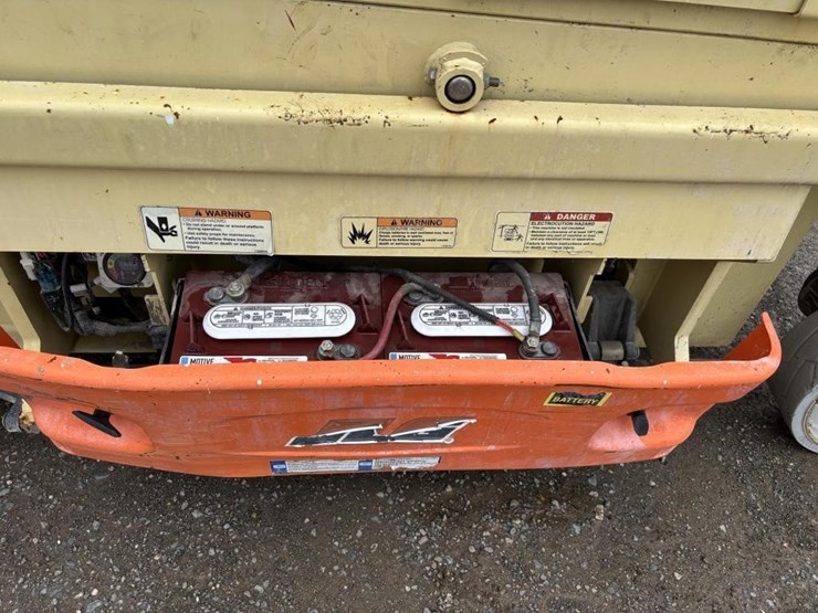 jlg-2632es-image-10