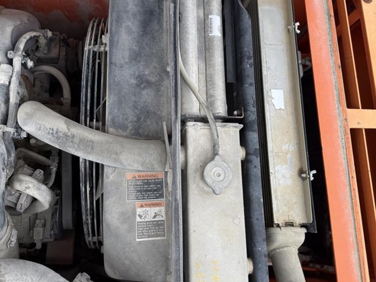2011-doosan-dx225-lc-image-30