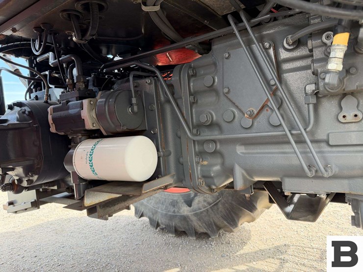 2013-kubota-m110gx-image-36