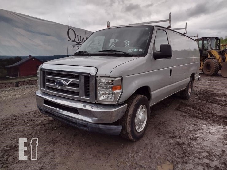 2012-ford-e250-image-38