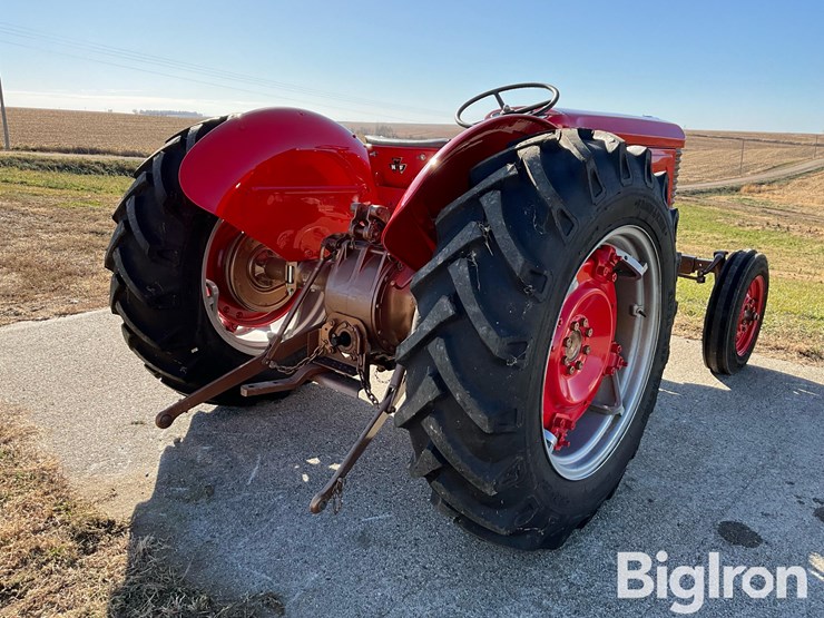 1956-massey-ferguson-50-image-5
