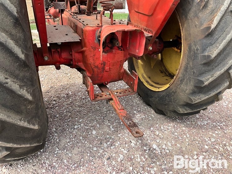 1949-massey-ferguson-44-image-12