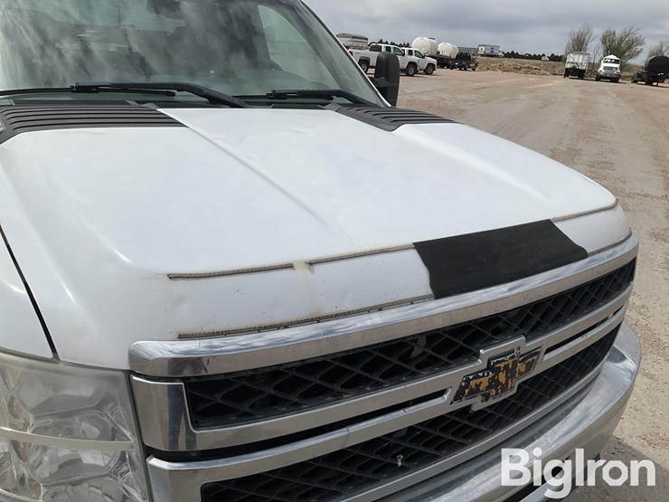 2012-chevrolet-silverado-2500-image-10