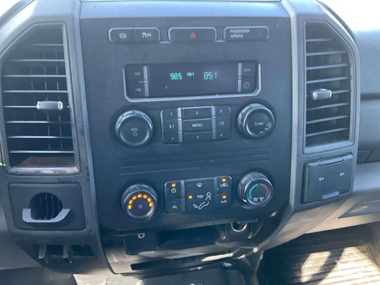 2019-ford-f450-image-16