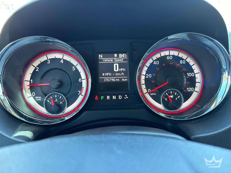 2014-dodge-grand-caravan-image-14