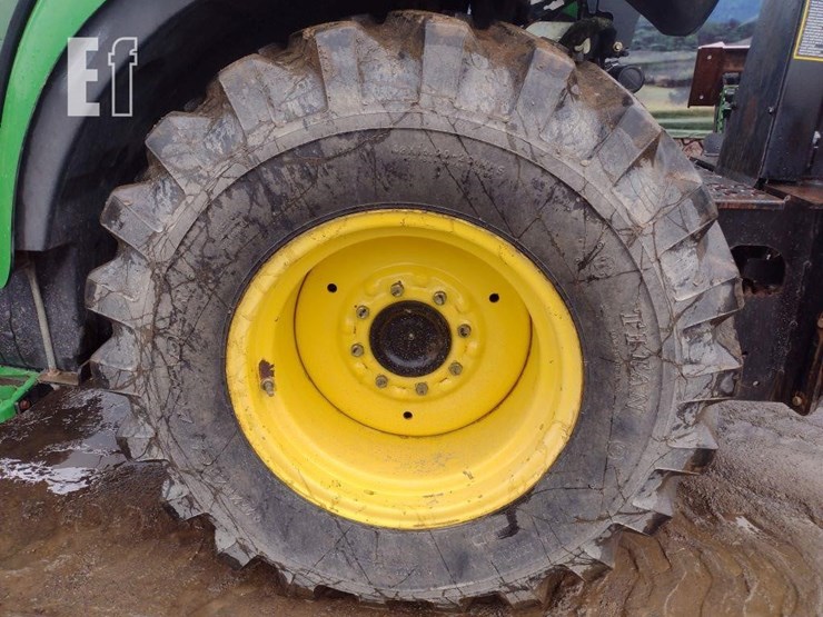 2011-john-deere-3720-image-16