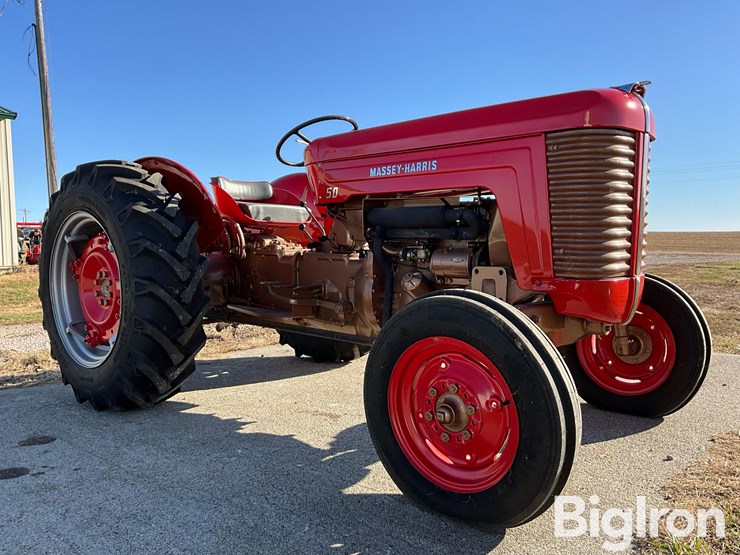 1956-massey-ferguson-50-image-3