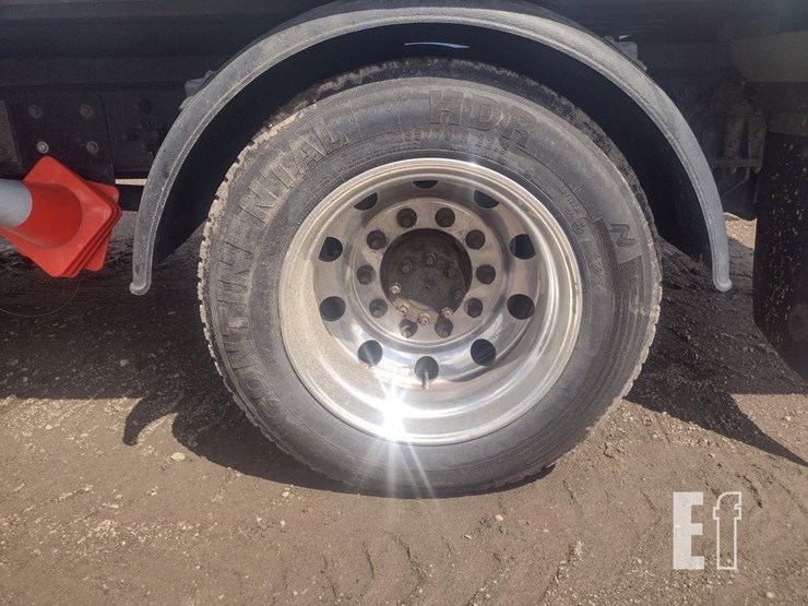 ford-f650-image-15