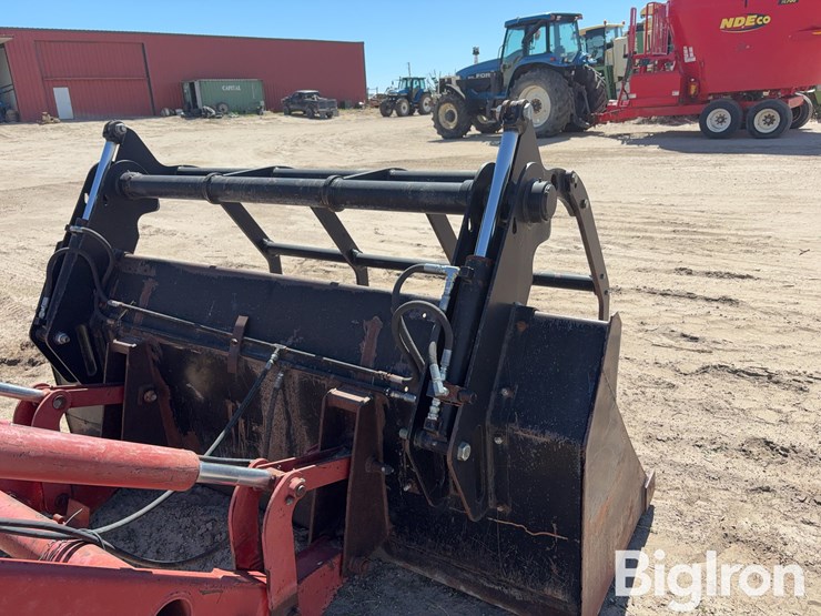 case-ih-l300-image-17