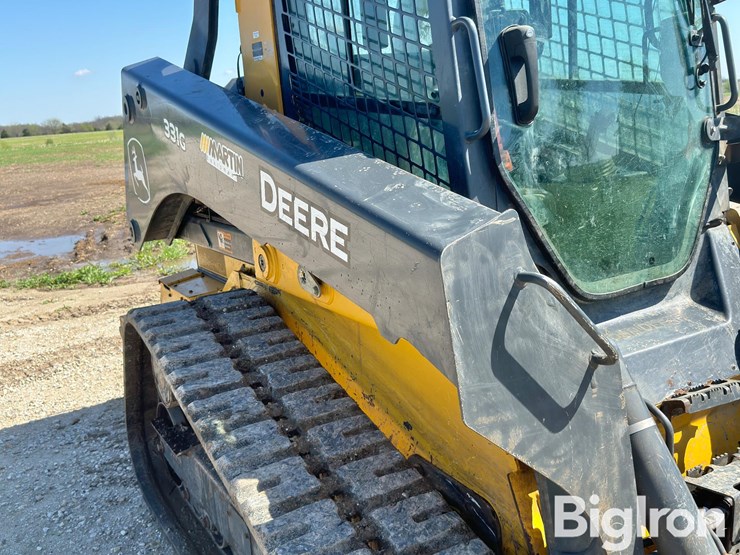 2021-deere-331g-image-11