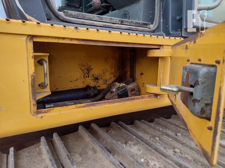 2004-deere-655c-ii-image-19