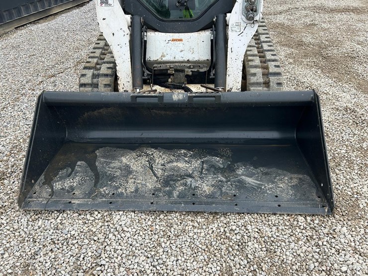 2016-bobcat-t650-image-9