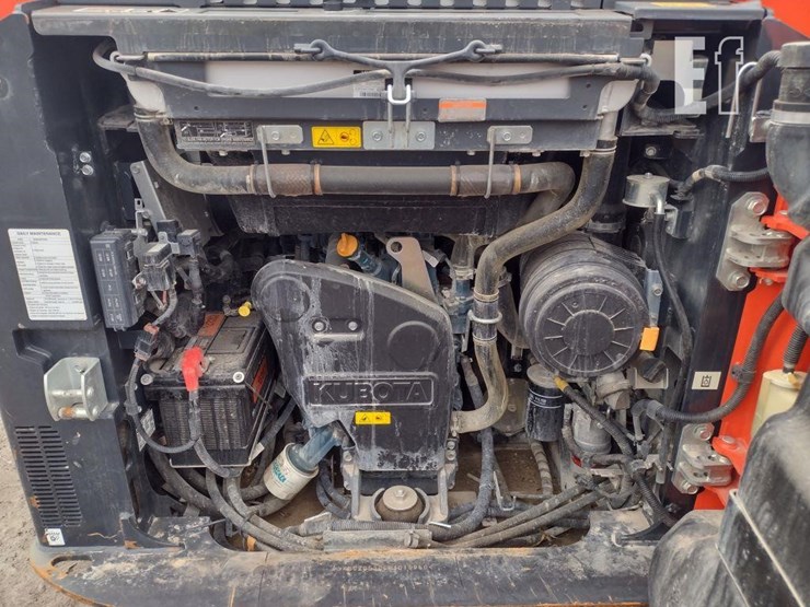 2023-kubota-svl75-3-image-35