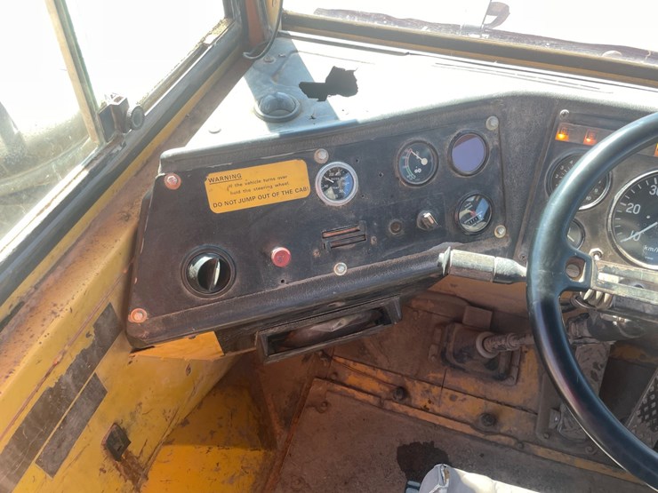 1993-volvo-a25c-image-90