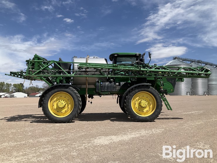 2020-john-deere-r4060-image-4