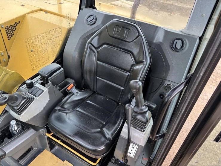 2020-caterpillar-308cr-image-24