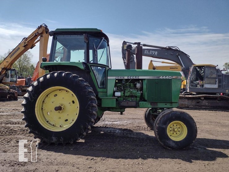 1980-john-deere-4440h-image-3