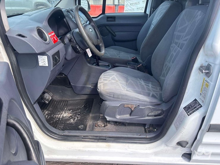2013-ford-transit-connect-image-12