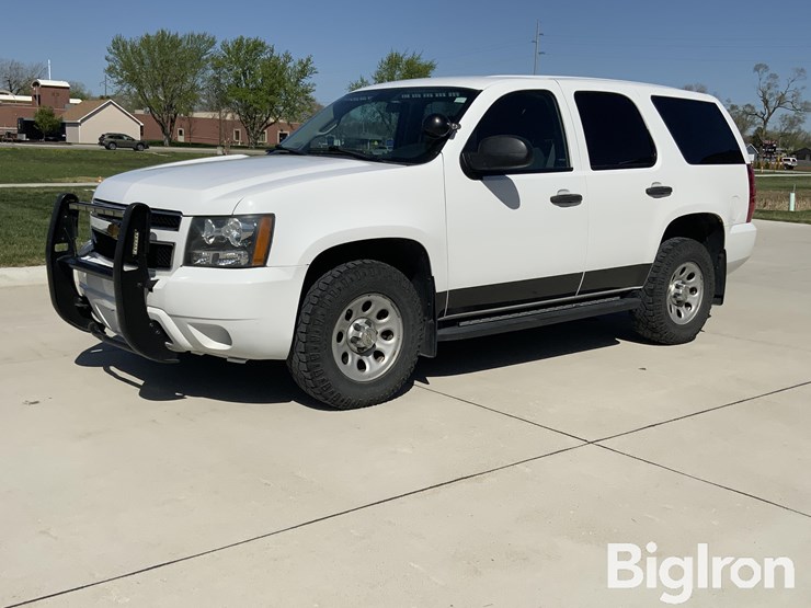 2013-chevrolet-tahoe-image-1