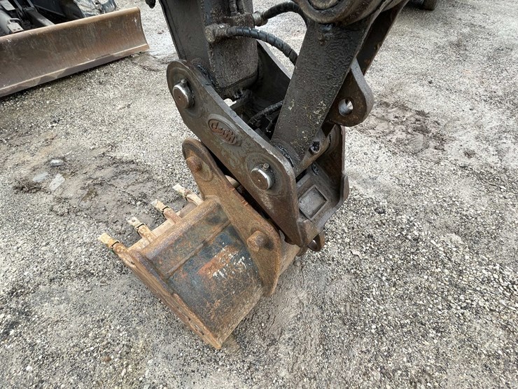 volvo-ecr88-image-25