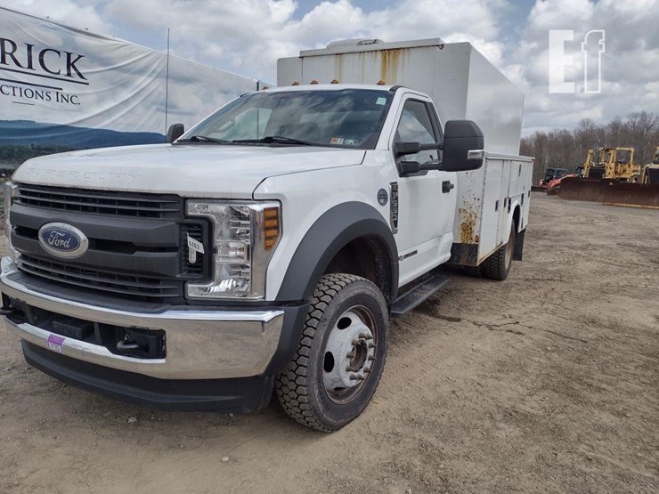 2019-ford-f550-image-26