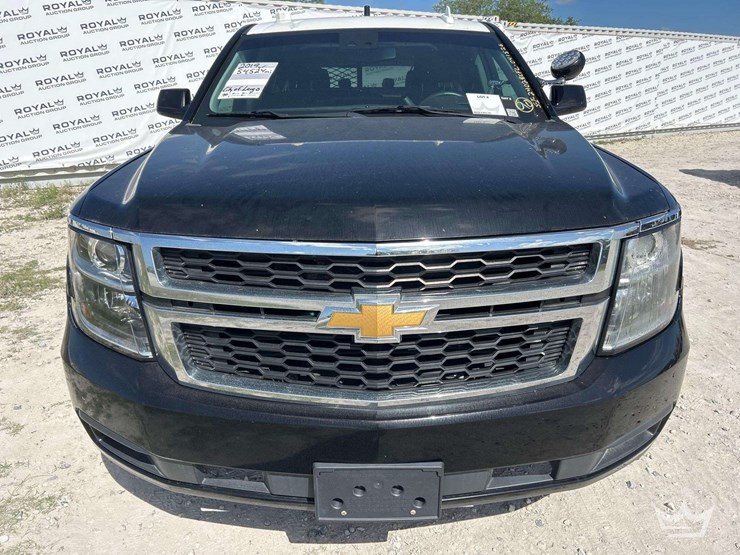 2019-chevrolet-tahoe-image-25