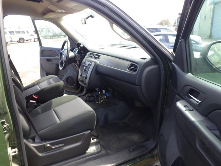 2014-chevrolet-tahoe-image-6