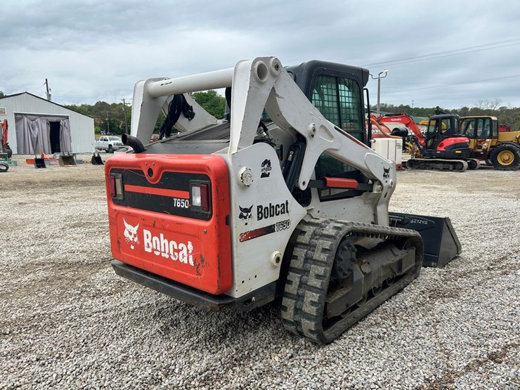 2016-bobcat-t650-image-4